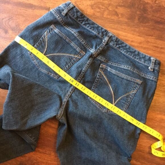 Venezia Jeans Co. Plus Sz Jeans with Raw Hems - Picture 6 of 14